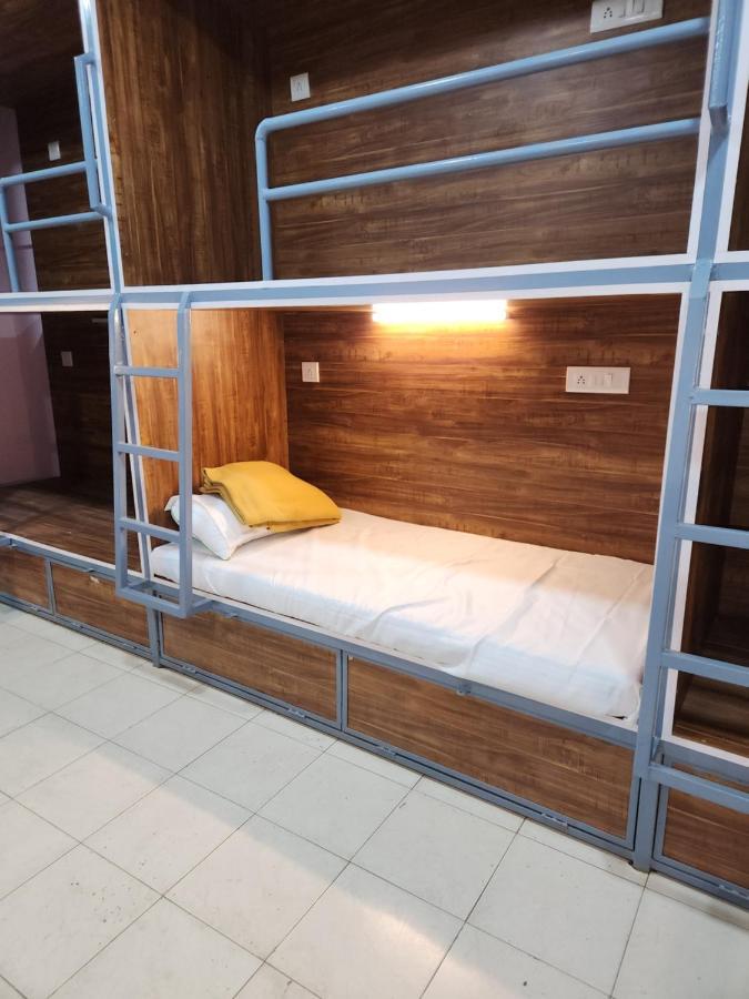 Sahil Ac Dormitory Navi Mumbai Exterior foto